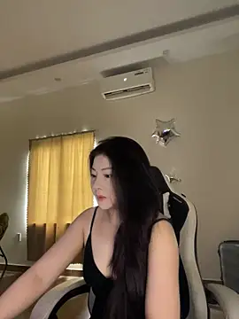 Snapshot of MiMi_0293 chatting on 15, 5, 2026 MiMi 0293 online show from 15, 5, 2026