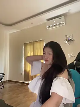 Snapshot of MiMi_0293 chatting on 8, 6, 2026 MiMi 0293 online show from 8, 6, 2026