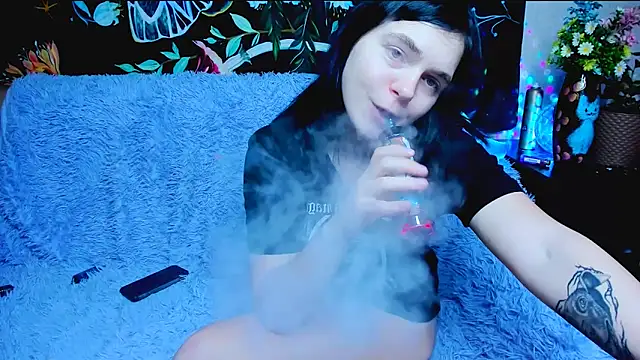 Snapshot of PussySaurus_ chatting on 6, 3, 2025 PussySaurus online show from 6, 3, 2025