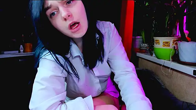 Snapshot of PussySaurus_ chatting on 13, 3, 2025 PussySaurus online show from 13, 3, 2025