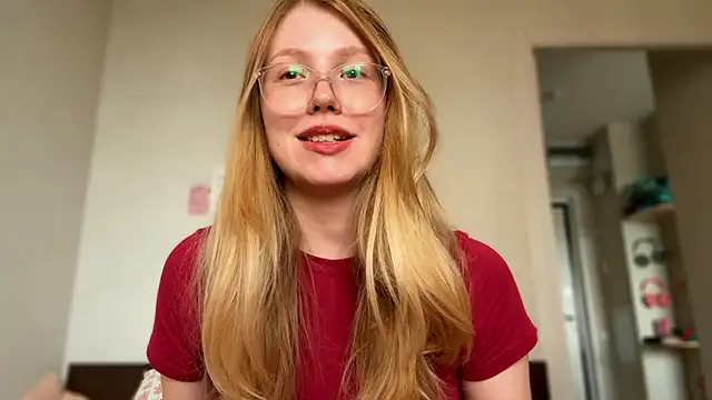 Snapshot of HoneyAudrey chatting on 12, 6, 2026 HoneyAudrey online show from 12, 6, 2026