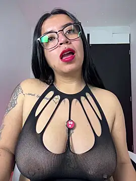 Devilsweet17 online show from 3, 7, 2026