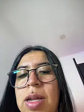 Devilsweet17 online show from 7, 7, 2026