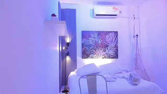 emma alice  online show from 24, 11, 2025