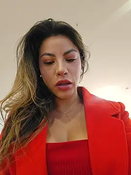 Snapshot of Karen_San_Miguel chatting on 2, 3, 2026 Karen San Miguel online show from 2, 3, 2026