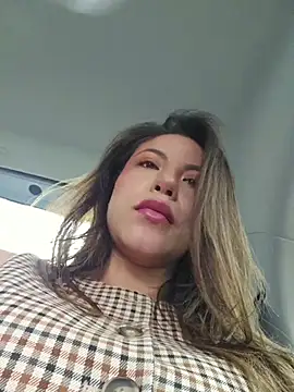 Snapshot of Karen_San_Miguel chatting on 5, 6, 2026 Karen San Miguel online show from 5, 6, 2026