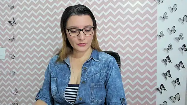 Snapshot of Amie_Adams82_ chatting on 7, 2, 2025 Amie Adams82 online show from 7, 2, 2025