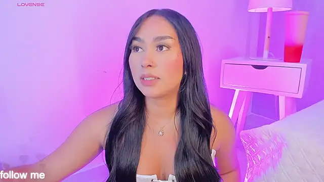 Cameliaa Smiith online show from 28, 11, 2025