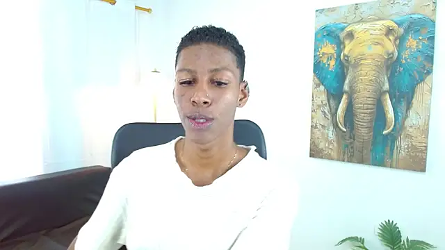 maiki18  online show from 15, 12, 2025