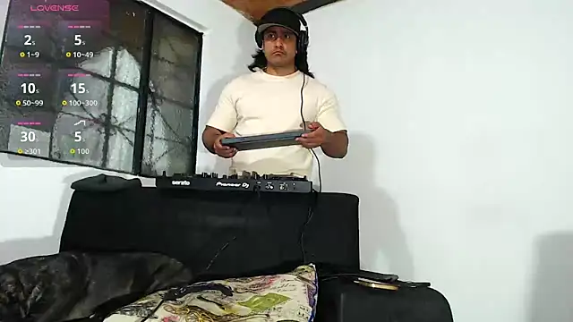 Snapshot of willian_m777 chatting on 2, 3, 2026 willian m777 online show from 2, 3, 2026