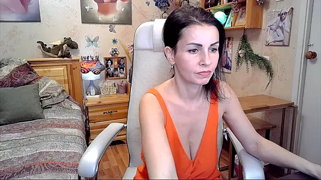 Kendra Mom online show from 27, 2, 2025