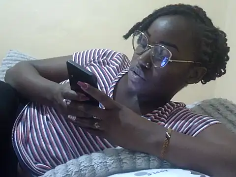 Sexy racy rebel  online show from 6, 3, 2025