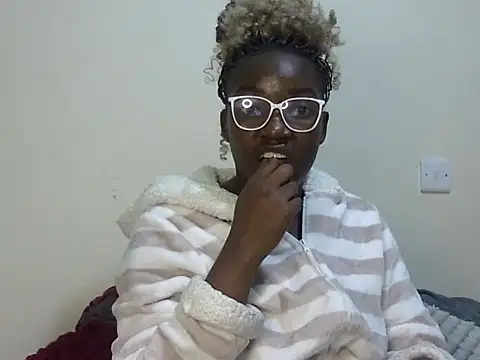 Sexy racy rebel  online show from 4, 12, 2025