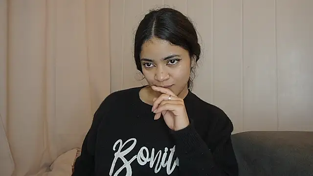 Feetgirl01 online show from 28, 2, 2025