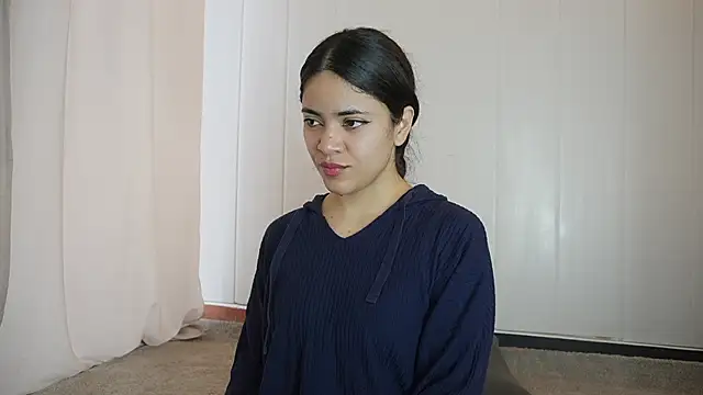 Feetgirl01 online show from 7, 3, 2025