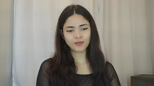 Feetgirl01 online show from 16, 3, 2025