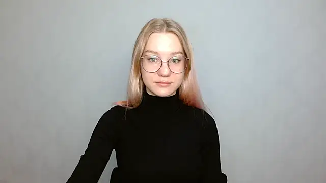 cindi hot online show from 7, 1, 2025