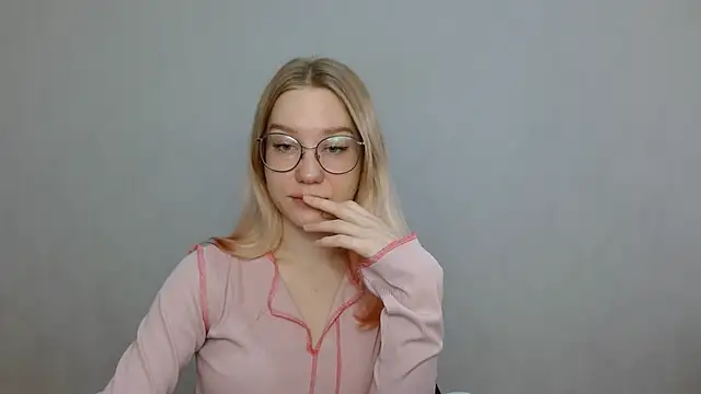 cindi hot online show from 19, 1, 2025