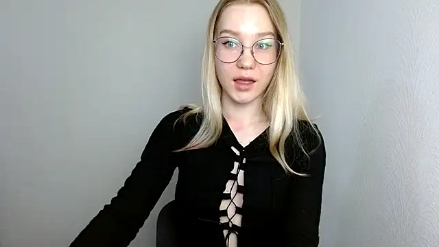 cindi hot online show from 14, 3, 2025