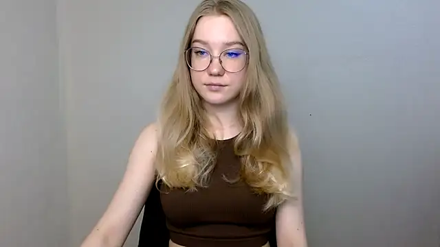 cindi hot online show from 11, 4, 2026