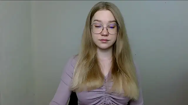 Snapshot of cindi_hot chatting on 7, 5, 2026 cindi hot online show from 7, 5, 2026