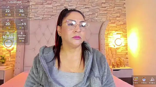 Snapshot of Gina_Myers chatting on 15, 1, 2025 Gina Myers online show from 15, 1, 2025