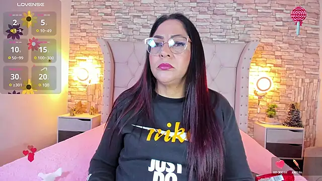 Snapshot of Gina_Myers chatting on 8, 2, 2025 Gina Myers online show from 8, 2, 2025