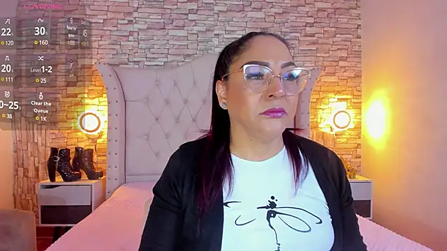 Snapshot of Gina_Myers chatting on 17, 2, 2025 Gina Myers online show from 17, 2, 2025