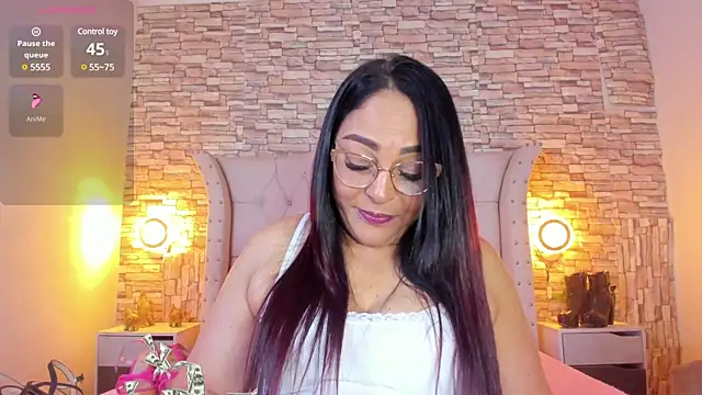 Snapshot of Gina_Myers chatting on 24, 2, 2025 Gina Myers online show from 24, 2, 2025