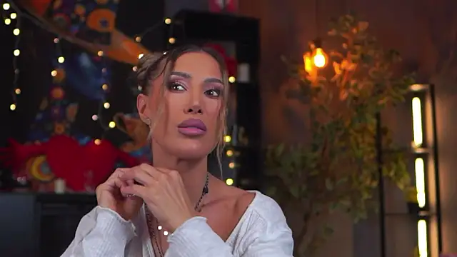 Evelyn Evyyy online show from 16, 3, 2026