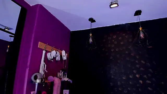 Alexa Slave online show from 7, 11, 2025