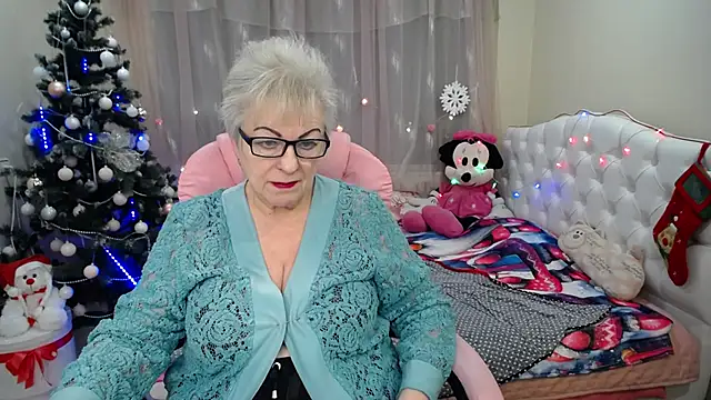 KayleSmoll online show from 17, 1, 2025