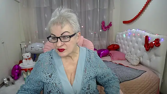 KayleSmoll online show from 1, 3, 2025