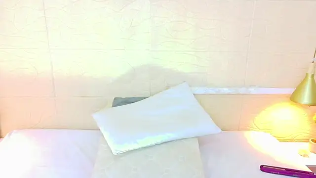 Shamiraa moore online show from 14, 1, 2026