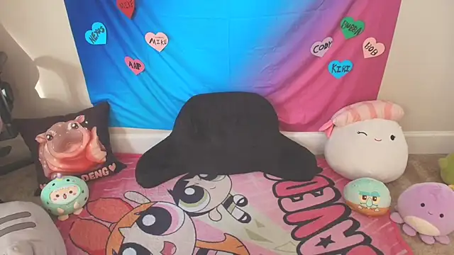 MilkyBunny online show from 5, 12, 2025