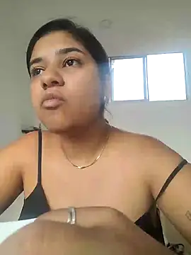 Snapshot of Sofythom1 chatting on 17, 1, 2025 Sofythom1 online show from 17, 1, 2025