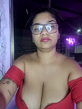 Snapshot of Sofythom1 chatting on 14, 2, 2025 Sofythom1 online show from 14, 2, 2025
