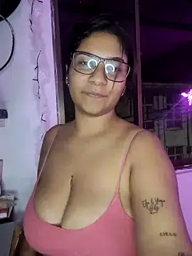 Snapshot of Sofythom1 chatting on 19, 2, 2025 Sofythom1 online show from 19, 2, 2025