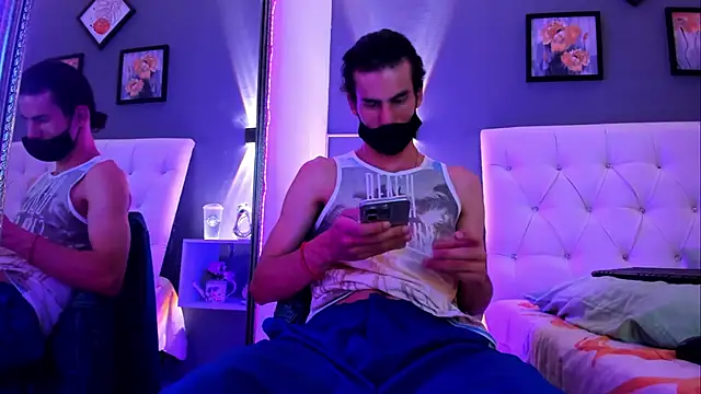Elias Snow  online show from 25, 9, 2025