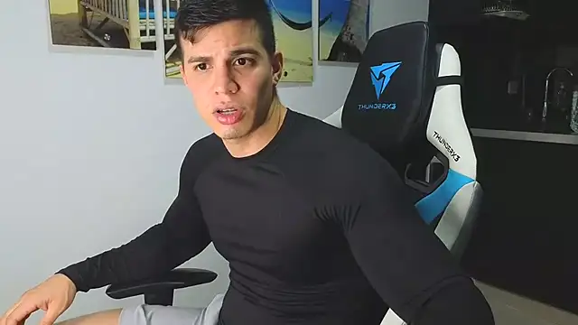 Ethanstill1 online show from 31, 1, 2025