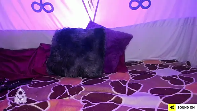 kaos room online show from 19, 2, 2025