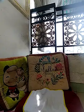 lyna bl online show from 2, 3, 2025