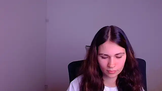 Loon Amore online show from 10, 1, 2025