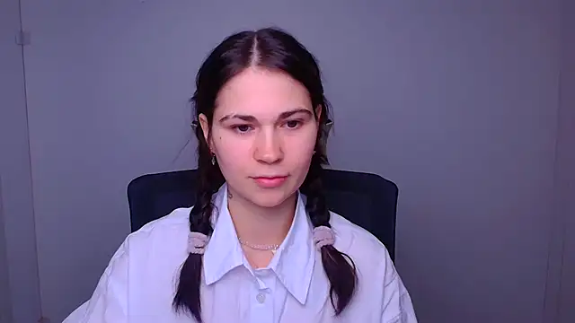 Loon Amore online show from 9, 2, 2025