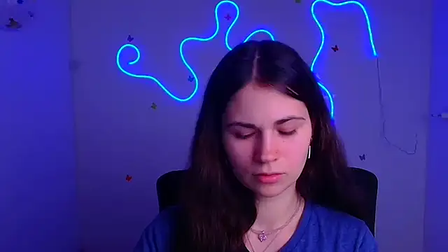 Loon Amore online show from 5, 3, 2025