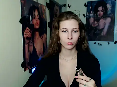 StrangerGi online show from 17, 11, 2025