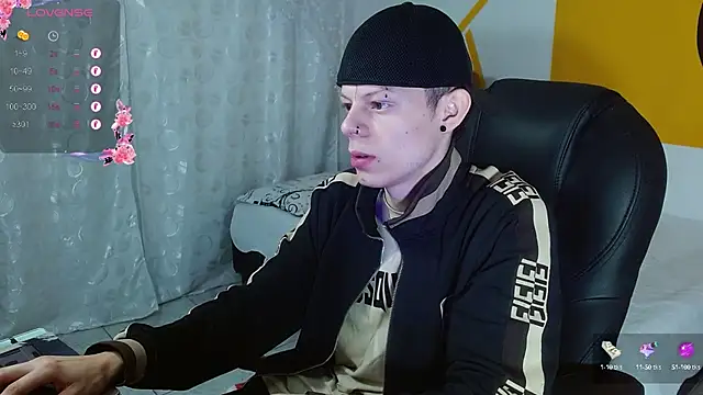 Matthew Boy  online show from 20, 1, 2025