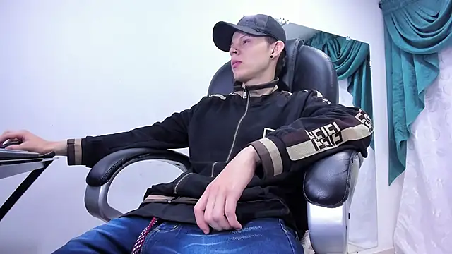 Matthew Boy  online show from 23, 1, 2025