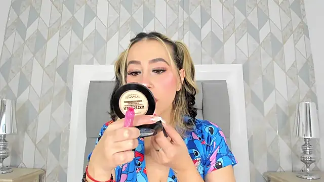 anais cooper online show from 1, 2, 2025