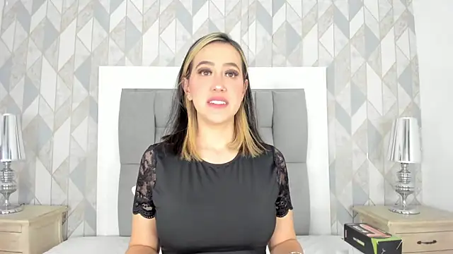 anais cooper online show from 5, 2, 2025